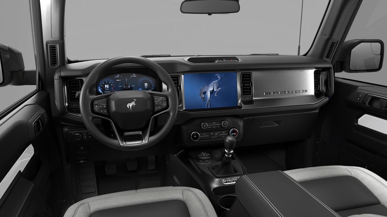 2026 Ford Bronco Base 2 DOOR Photo