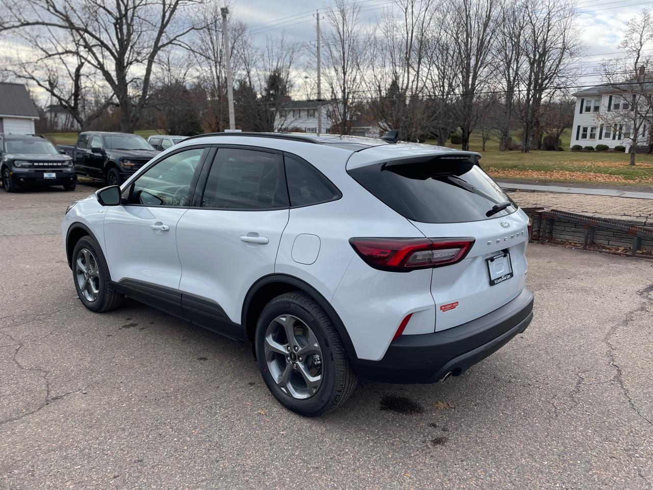 2026 Ford Escape ST-Line Select Photo4