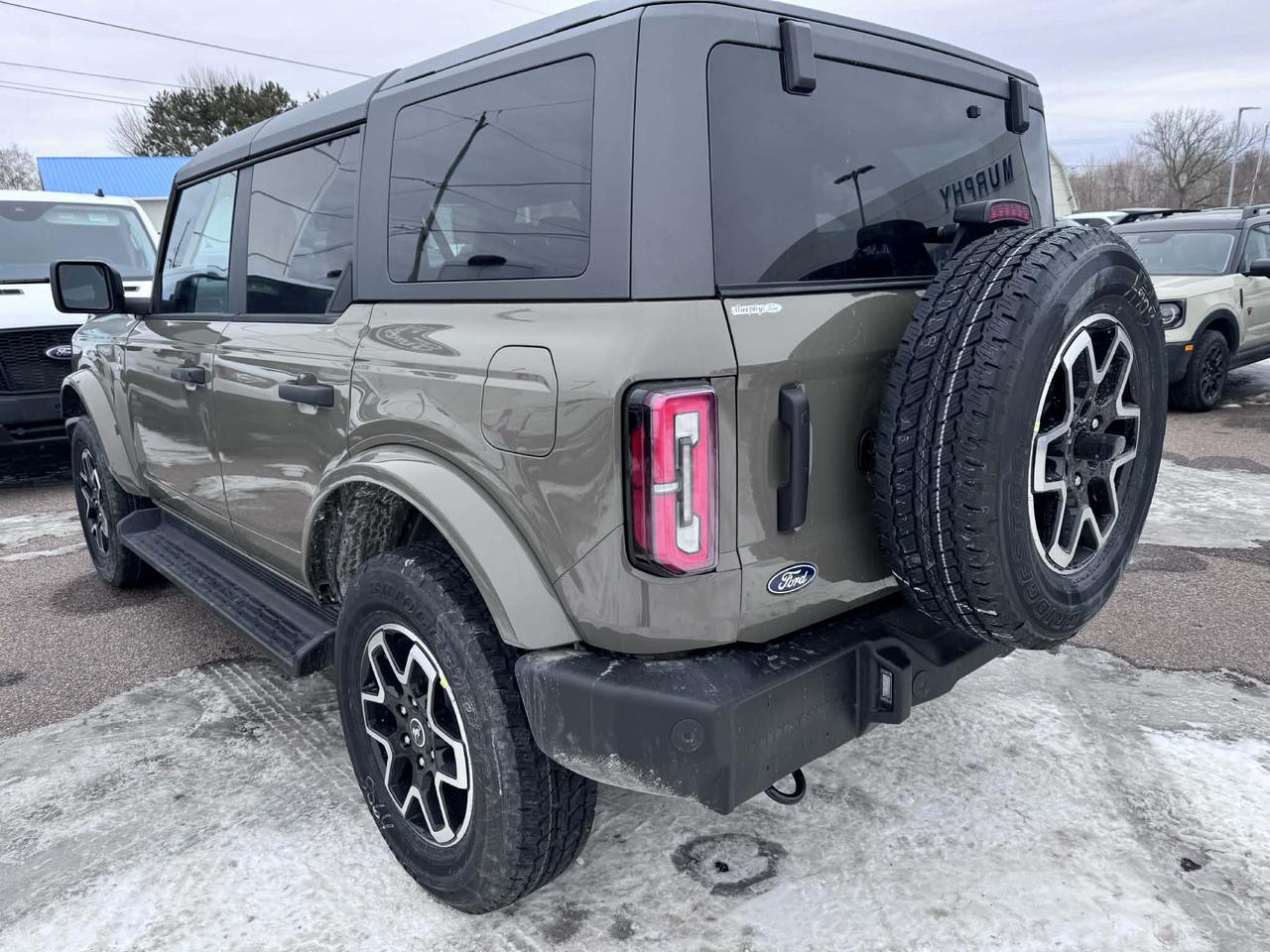 2026 Ford Bronco Outer Banks Photo