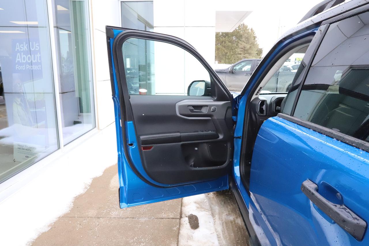 2026 Ford Bronco Sport Outer Banks 4x4 Photo