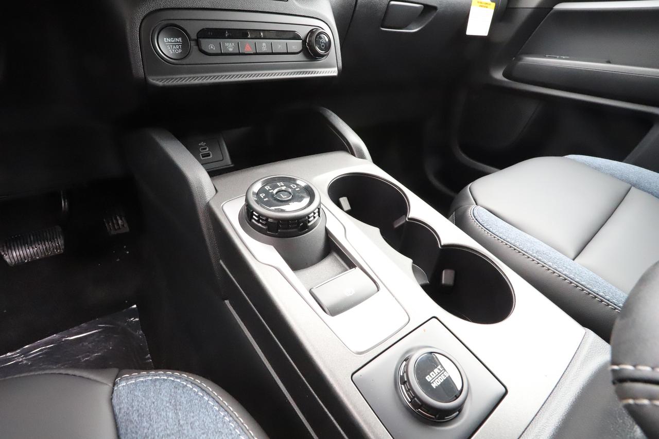 2026 Ford Bronco Sport Outer Banks 4x4 Photo