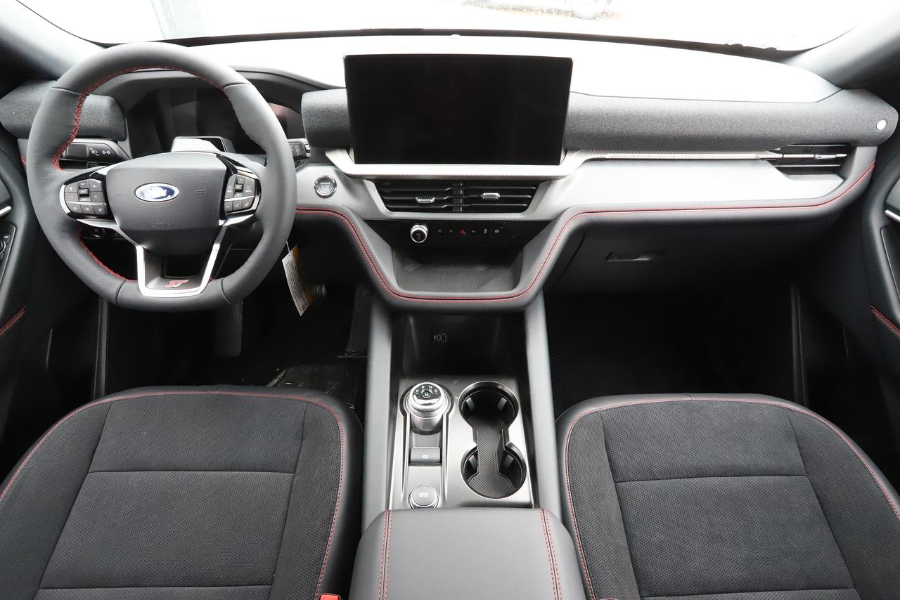 2026 Ford Explorer ST 4WD Photo