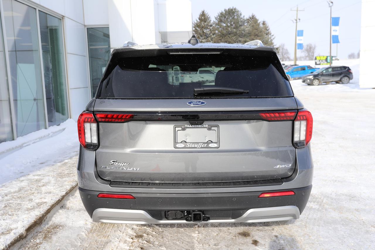2026 Ford Explorer Platinum 4WD Photo