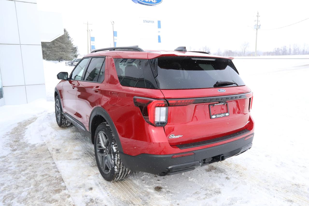 2026 Ford Explorer ST-Line 4WD Photo