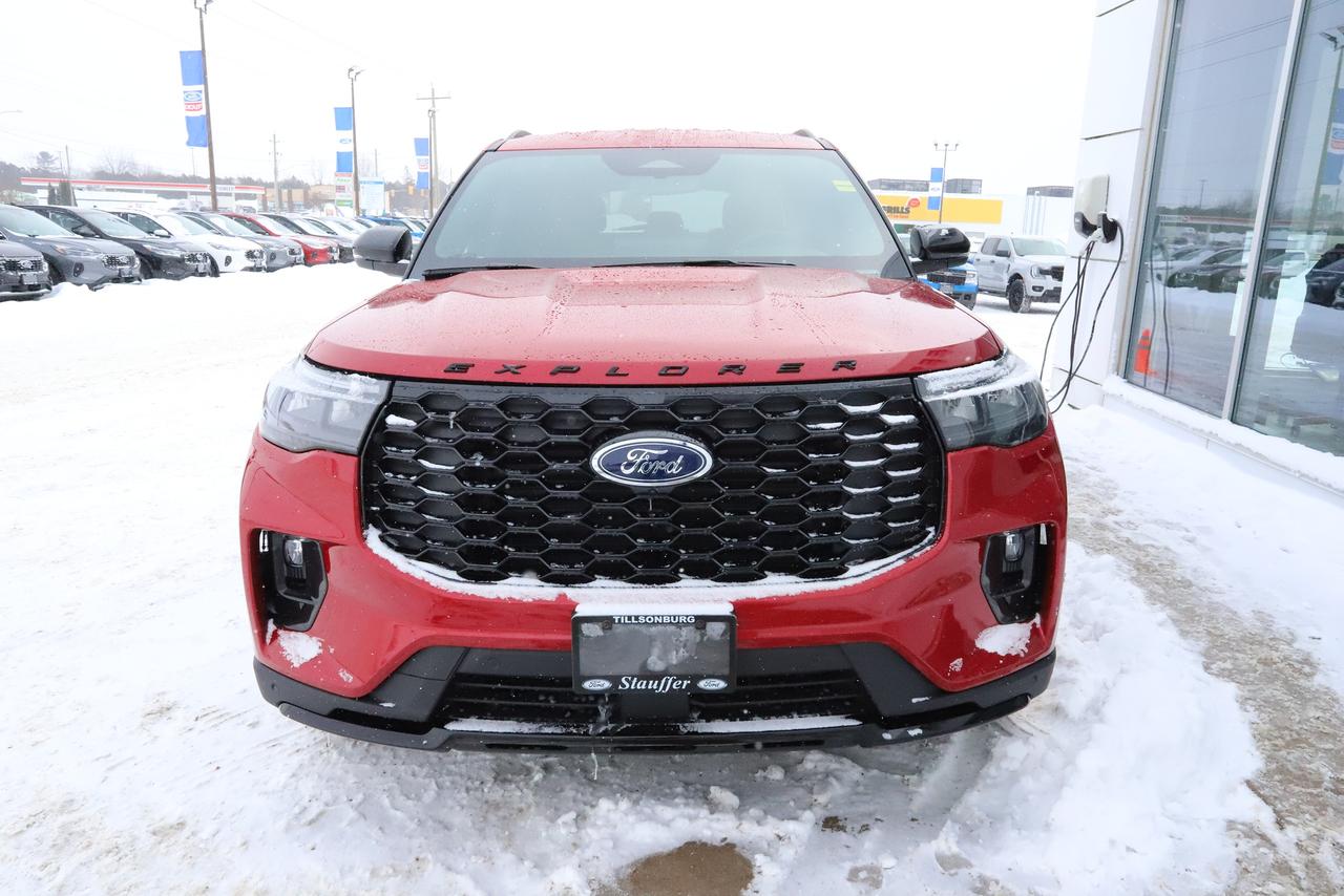 2026 Ford Explorer ST-Line 4WD Photo