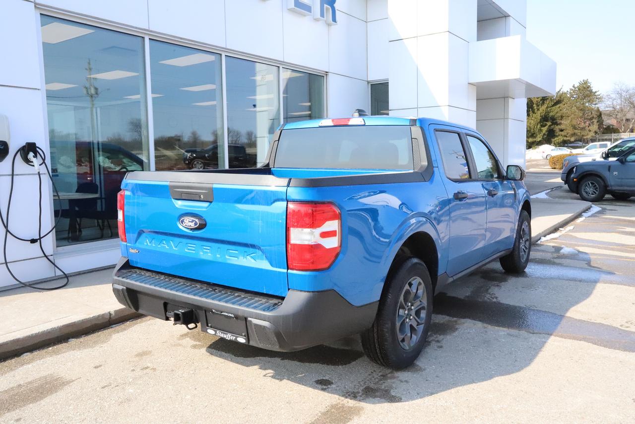 2026 Ford Maverick XLT AWD SuperCrew Photo3