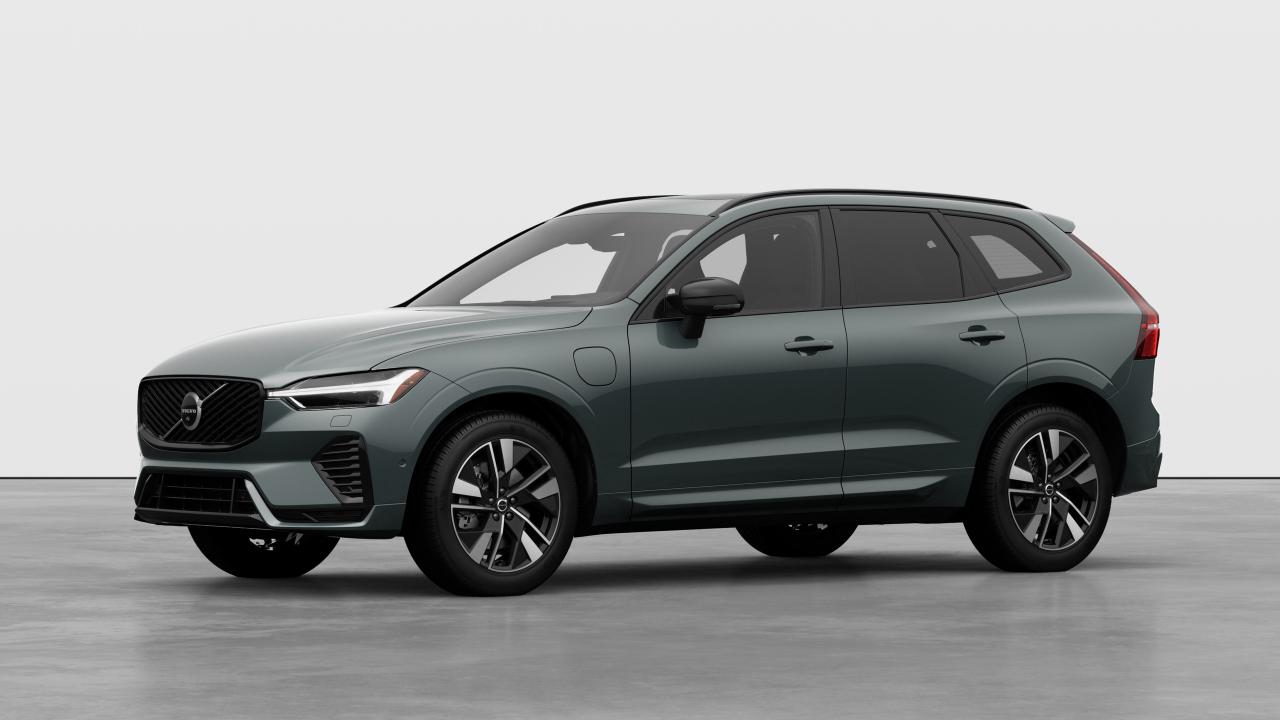 New 2026 Volvo XC60 Plug-In Hybrid T8 AWD Plus Dark Theme for sale in North Vancouver, BC