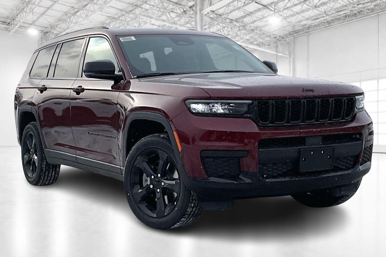 2025 Jeep Grand Cherokee L ALTITUDE | Sunroof | 7-PASSENGER | Tow Pkg 4x4 Photo