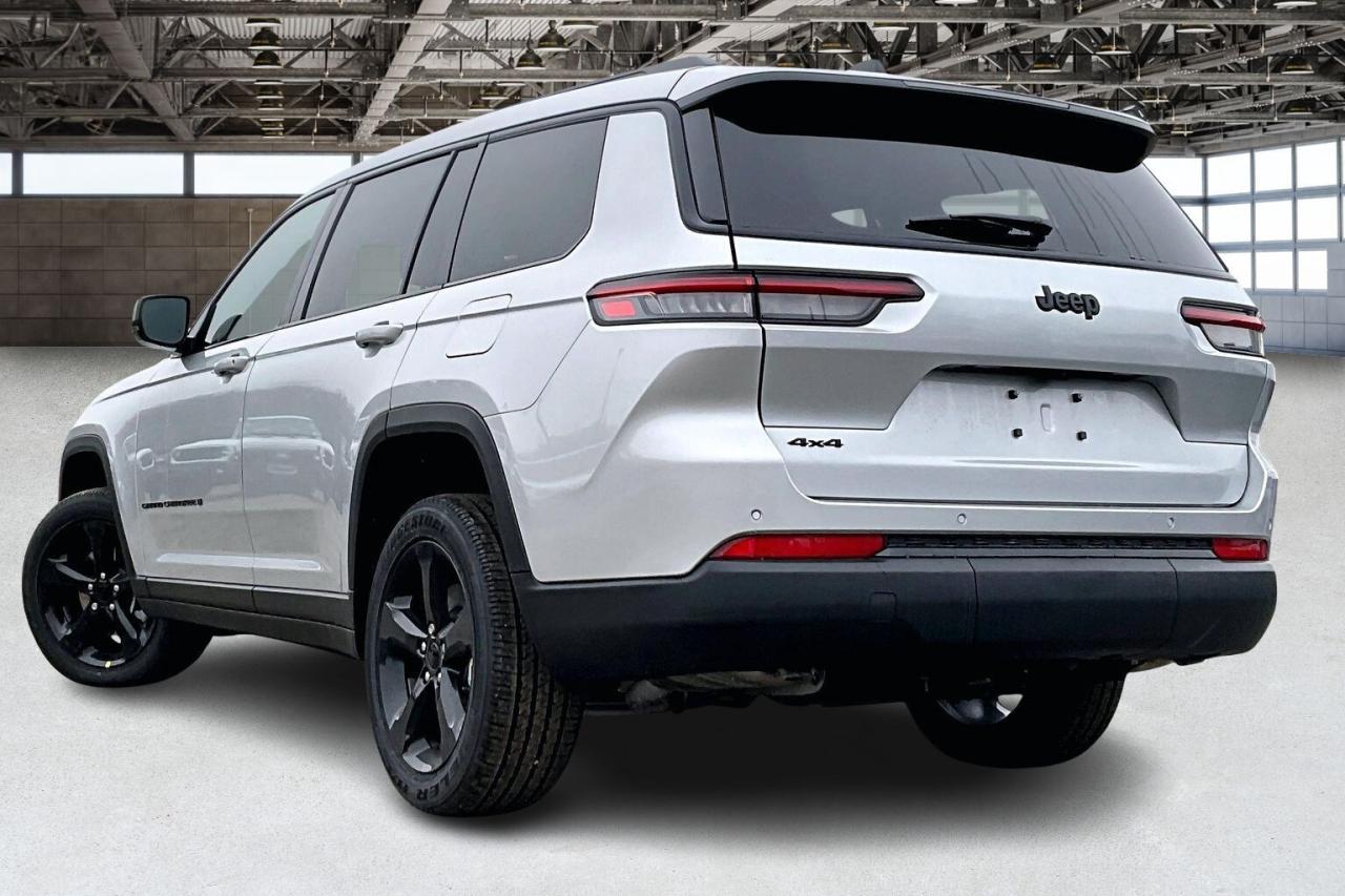 2025 Jeep Grand Cherokee L ALTITUDE 4X4 | Leather | Power Sunroof | Tow Pkg Photo