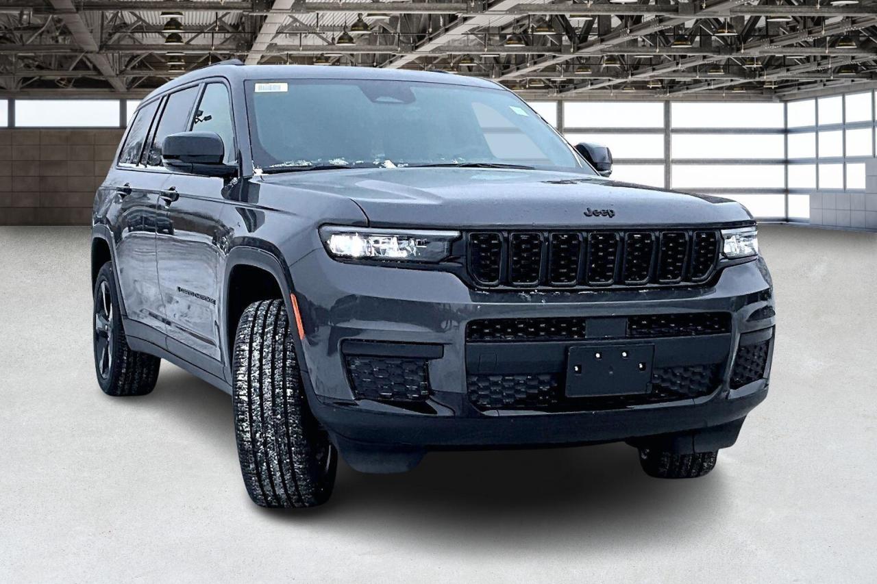 2025 Jeep Grand Cherokee L ALTITUDE 4X4 | Leather | Power Sunroof | Tow Pkg Photo