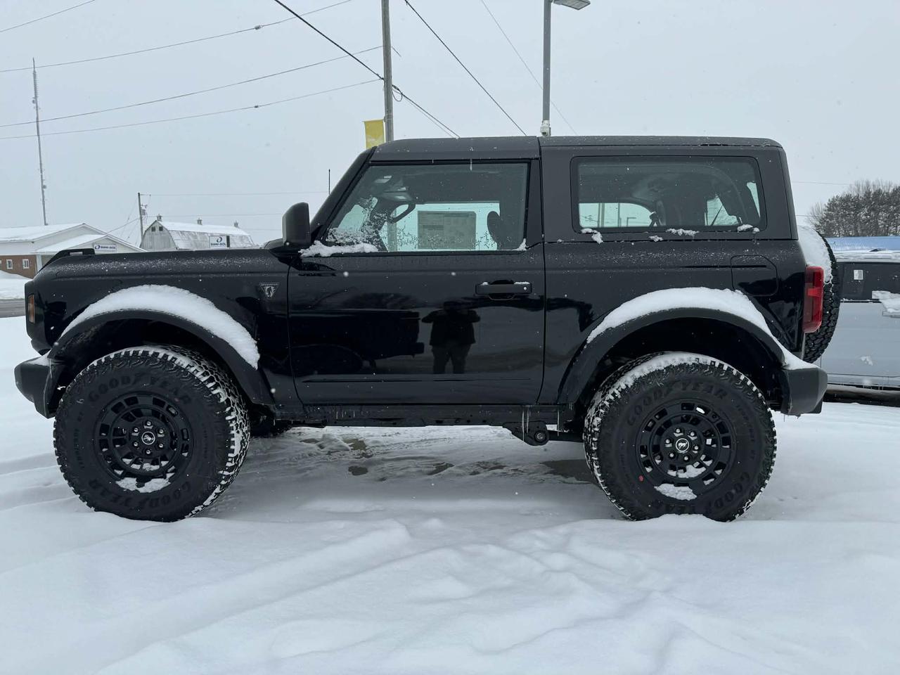 2026 Ford Bronco Base Photo