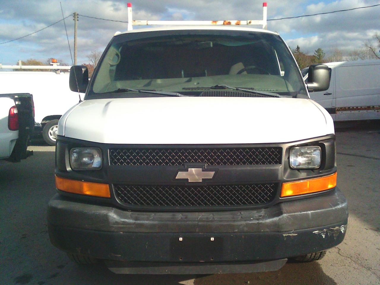 2012 Chevrolet Express RWD 1500 135 - Photo #2