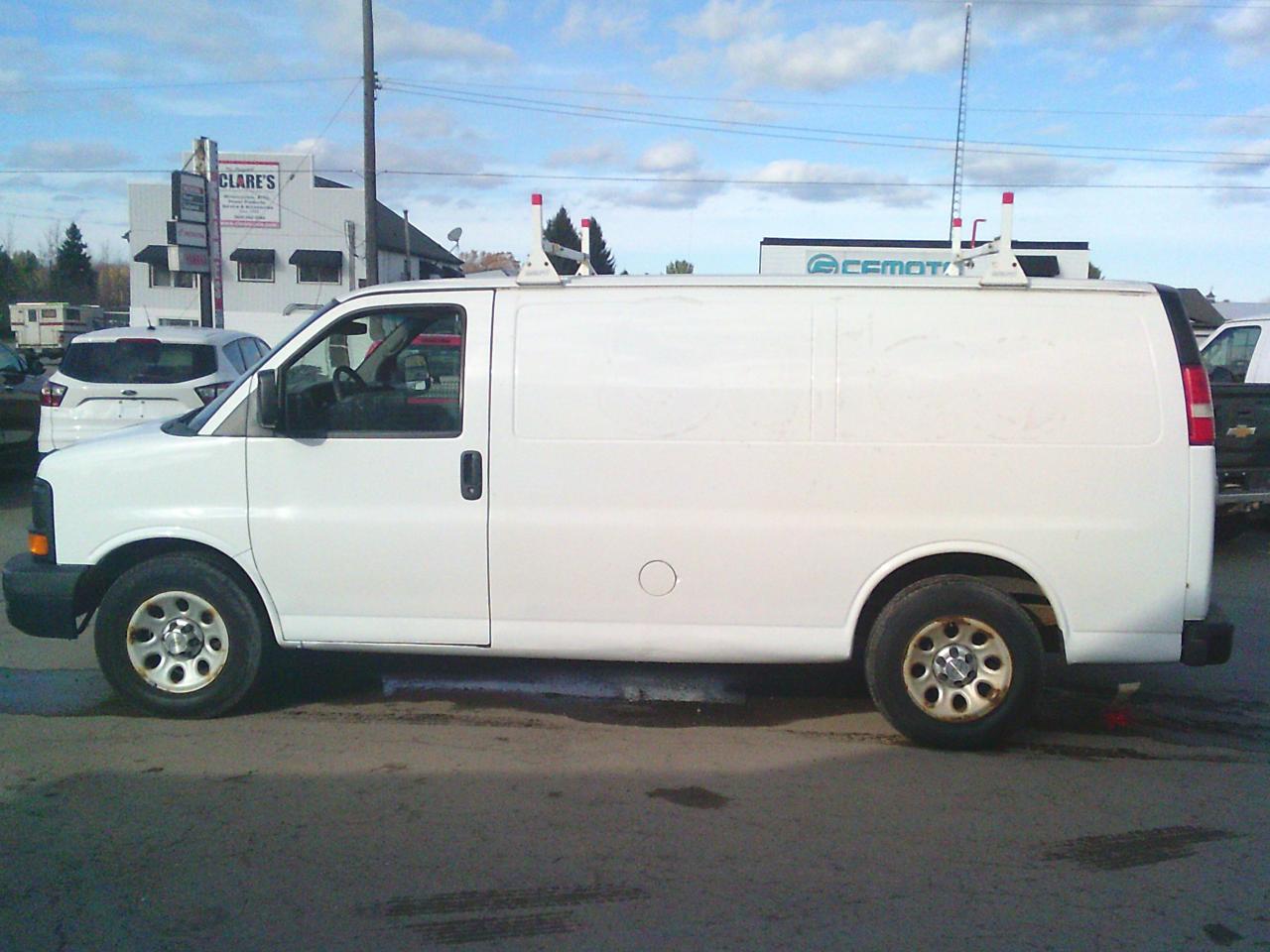2012 Chevrolet Express RWD 1500 135 - Photo #5