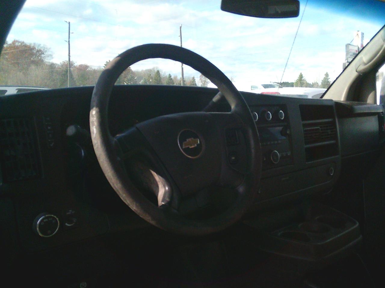 2012 Chevrolet Express RWD 1500 135 - Photo #12