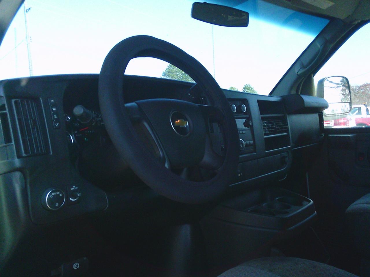 2013 Chevrolet Express RWD 2500 135 - Photo #8