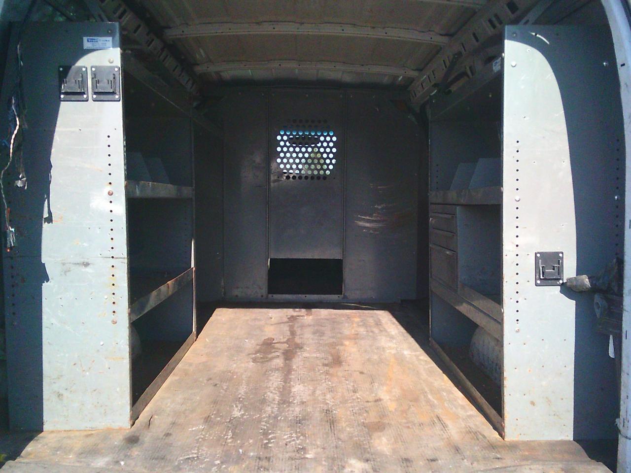 2013 Chevrolet Express RWD 2500 135 - Photo #13