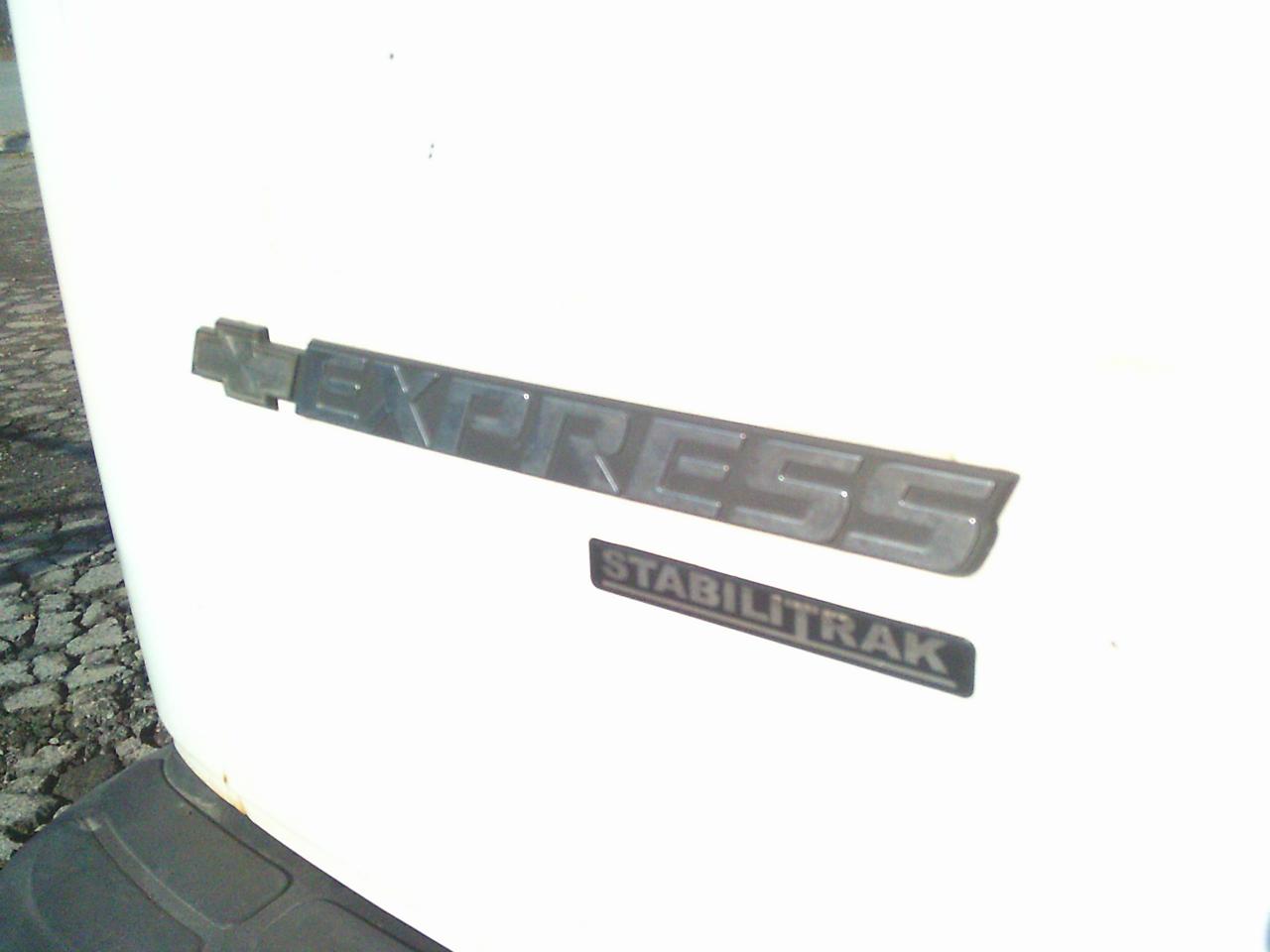 2013 Chevrolet Express RWD 2500 135 - Photo #25