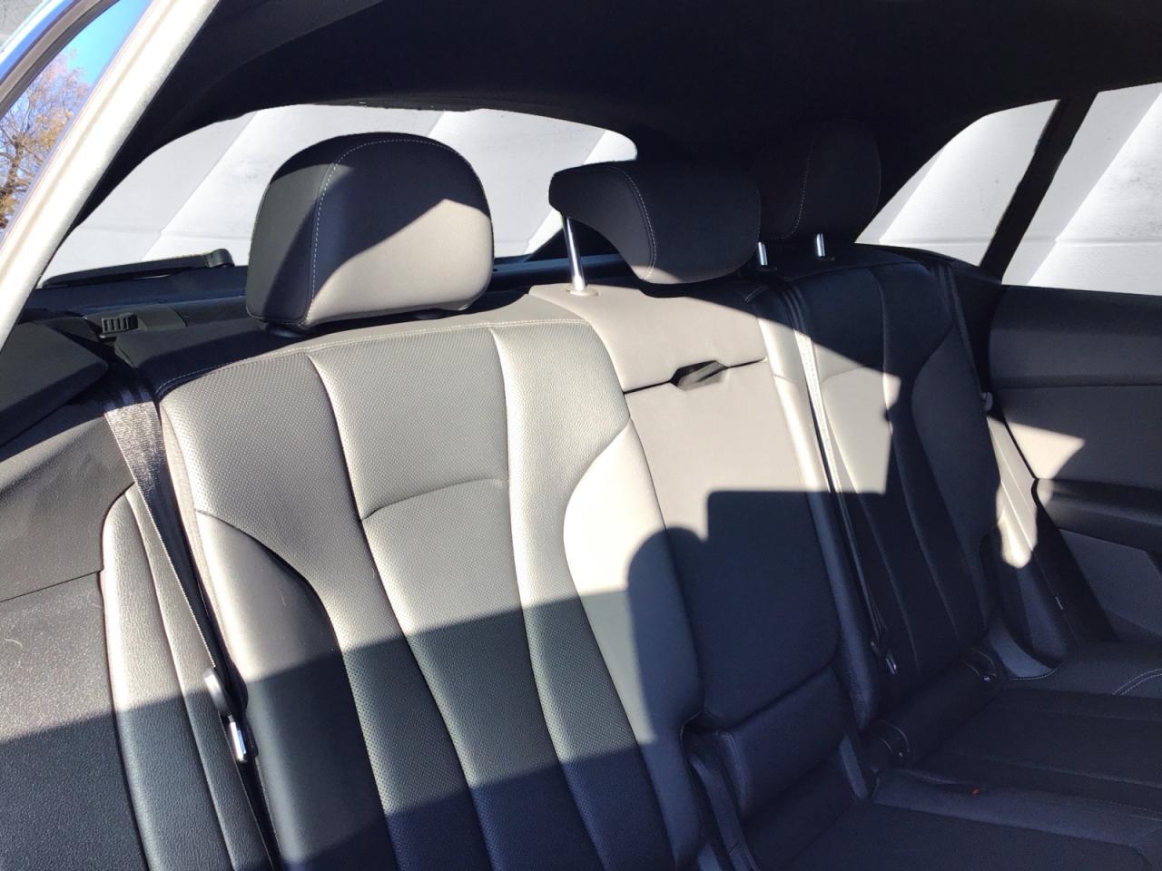 2022 Audi Q8 3.0T Progressiv + 22" Wheels | Blk Pkg | Hitch Photo