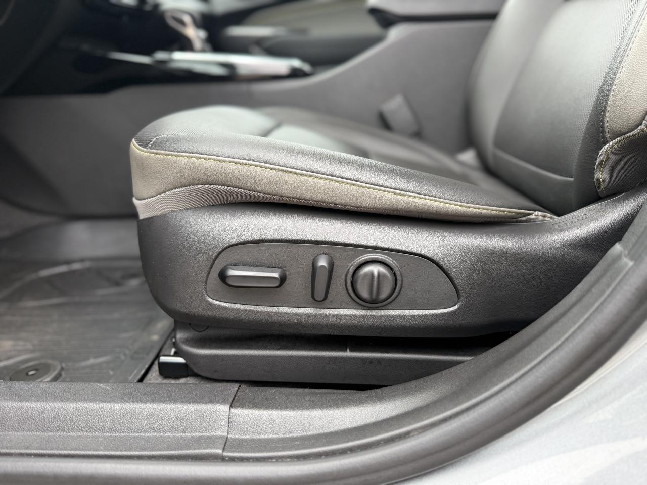 2025 Chevrolet Trax FWD 4dr ACTIV  | NAVIGATION | REMOTE START | Photo