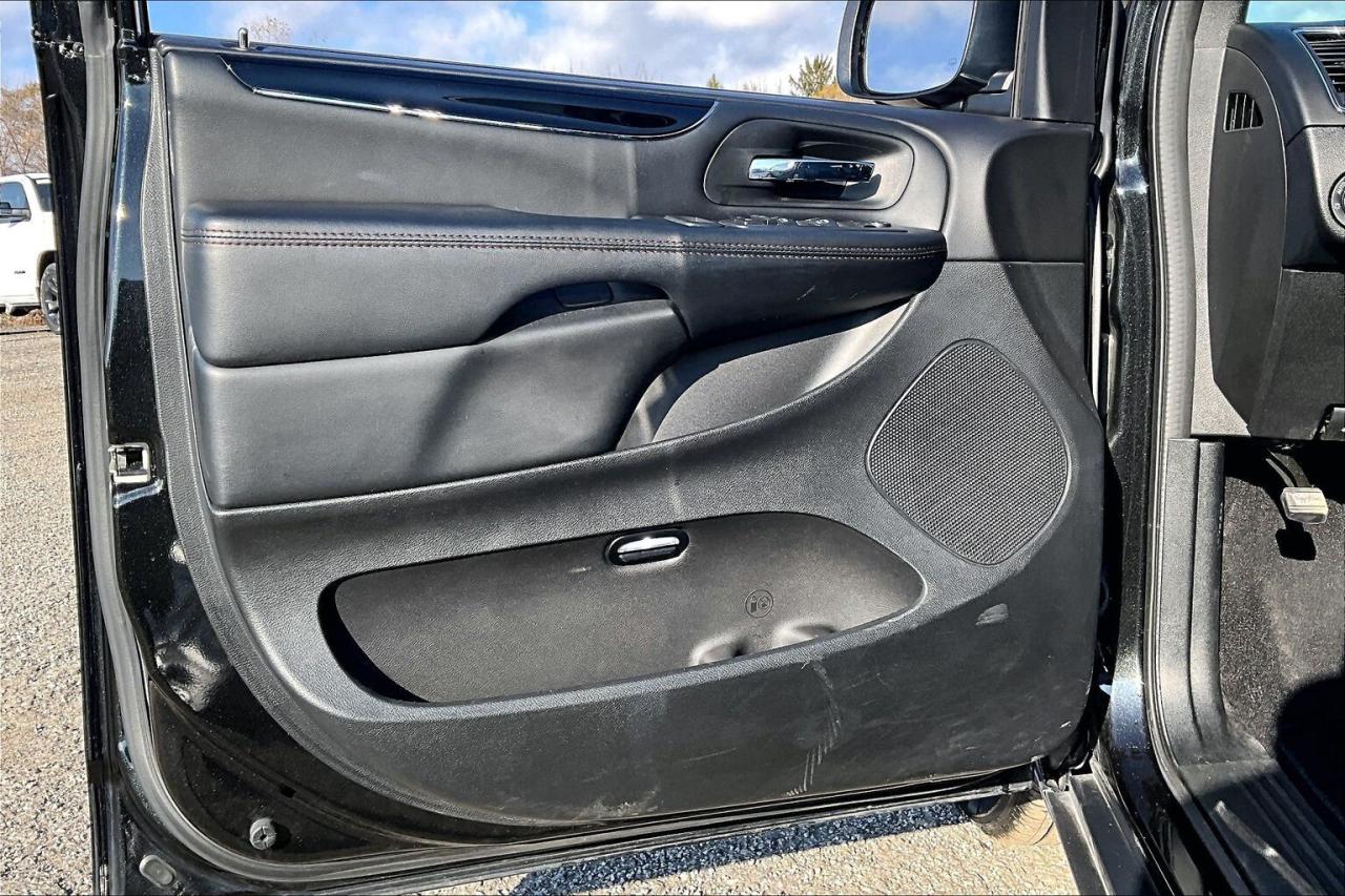 2019 Dodge Grand Caravan 35th Anniversary | Premium Pkg | DVD | FWD Photo