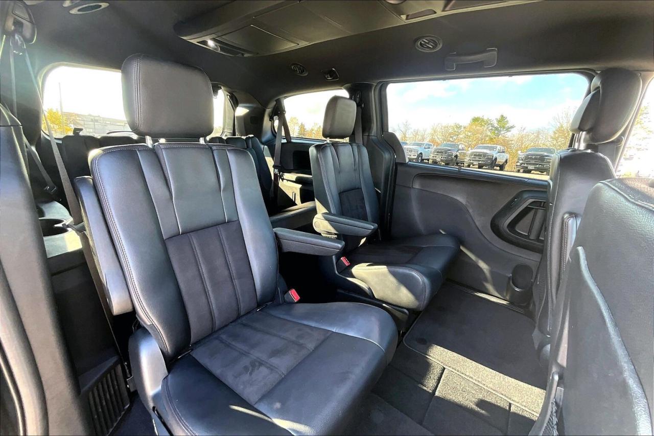 2019 Dodge Grand Caravan 35th Anniversary | Premium Pkg | DVD | FWD Photo