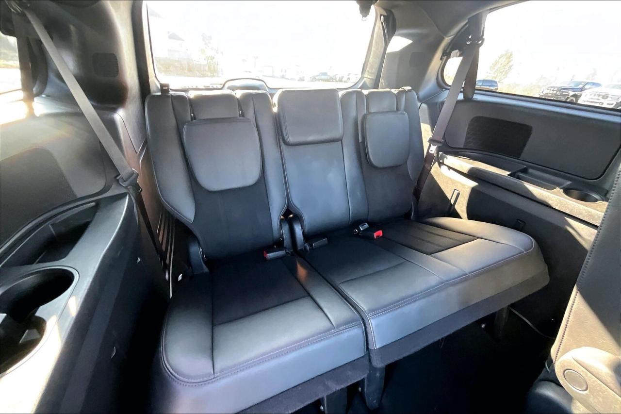 2019 Dodge Grand Caravan 35th Anniversary | Premium Pkg | DVD | FWD Photo