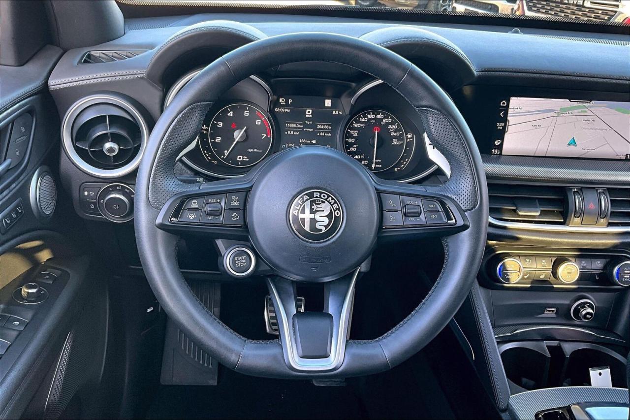 2022 Alfa Romeo Stelvio Veloce | Premium Leather | Harman Kardon | AWD Photo