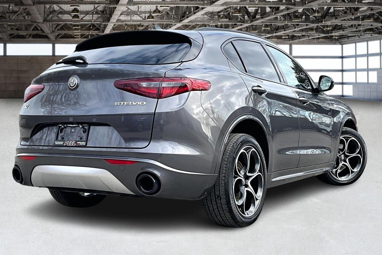 2022 Alfa Romeo Stelvio Ti | Active Assist Plus Pkg | Harman Kardon | AWD Photo