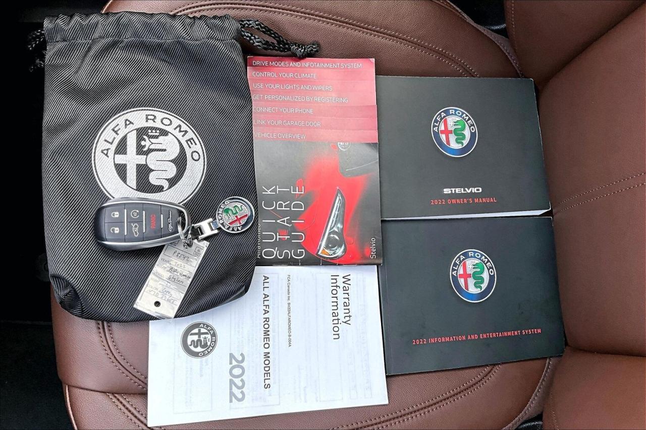 2022 Alfa Romeo Stelvio Ti | Active Assist Plus Pkg | Harman Kardon | AWD Photo