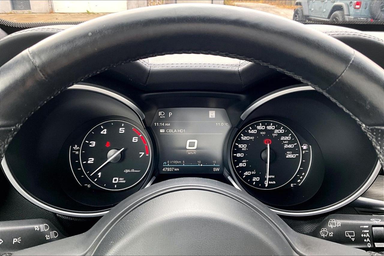 2022 Alfa Romeo Stelvio Ti | Active Assist Plus Pkg | Harman Kardon | AWD Photo