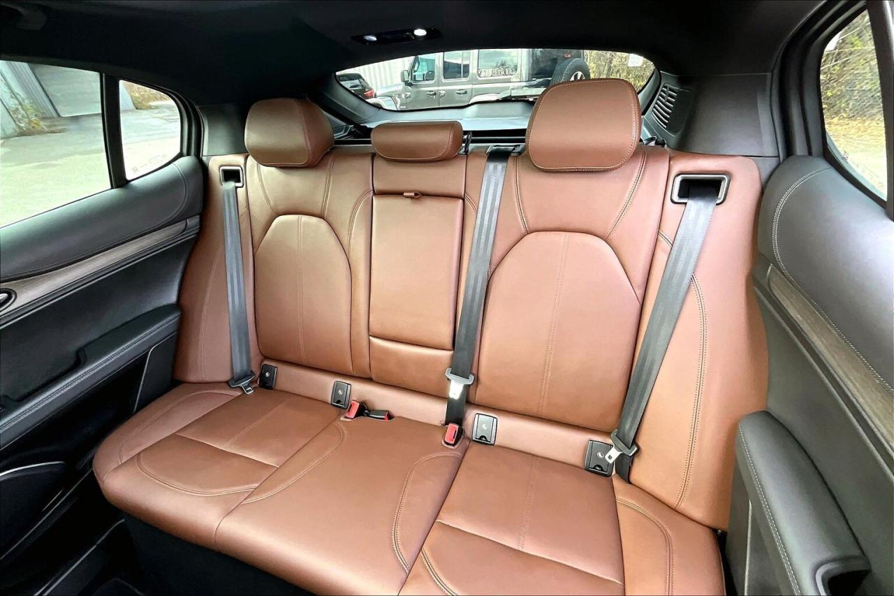 2022 Alfa Romeo Stelvio Ti | Active Assist Plus Pkg | Harman Kardon | AWD Photo
