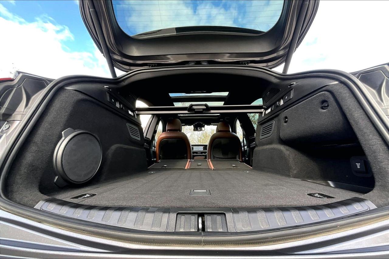 2022 Alfa Romeo Stelvio Ti | Active Assist Plus Pkg | Harman Kardon | AWD Photo