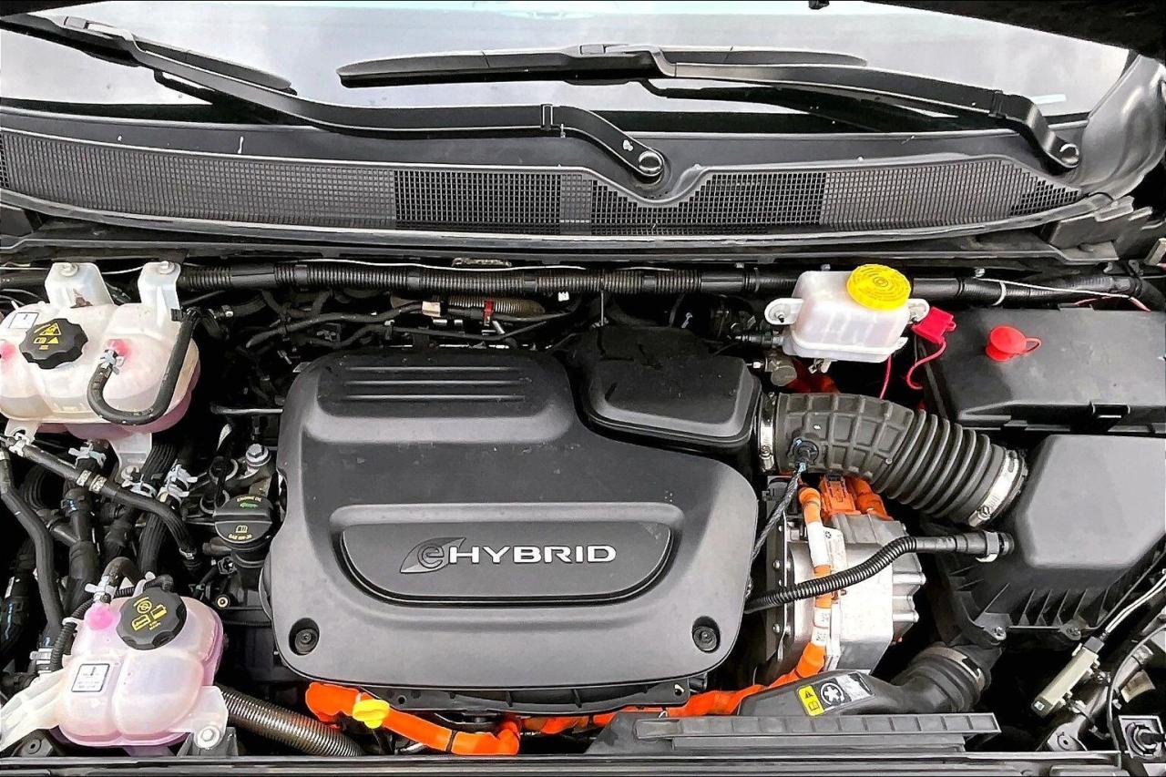 2023 Chrysler Pacifica Hybrid Limited PHEV S Appearance | Theatre Grp | FWD Photo