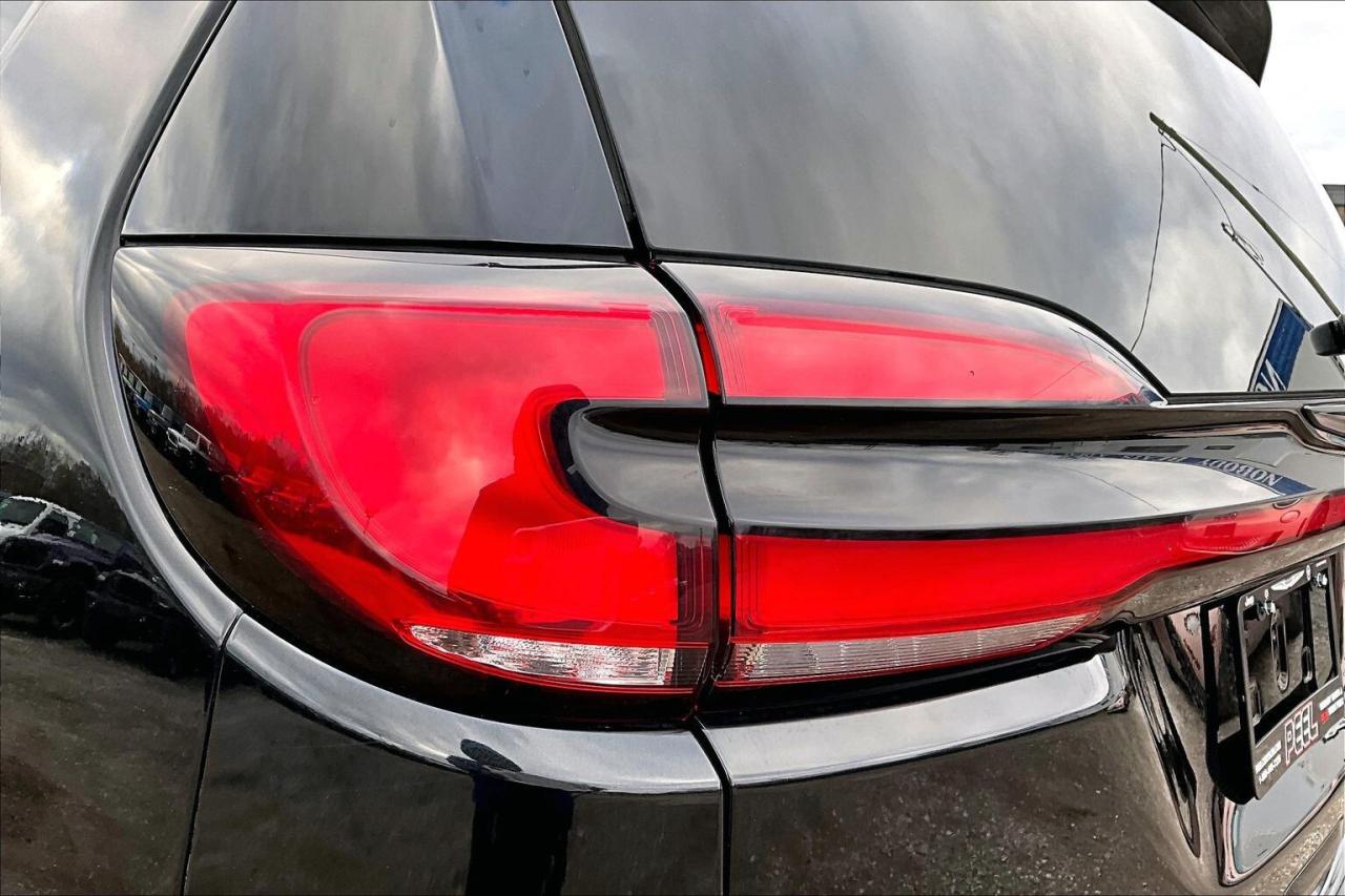 2023 Chrysler Pacifica Hybrid Limited PHEV S Appearance | Theatre Grp | FWD Photo
