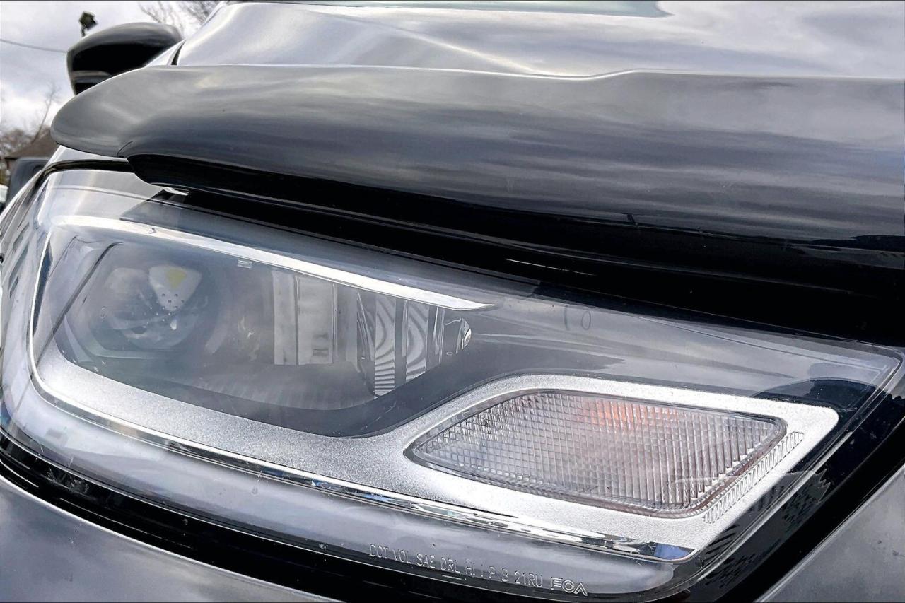 2023 Chrysler Pacifica Hybrid Limited PHEV S Appearance | Theatre Grp | FWD Photo