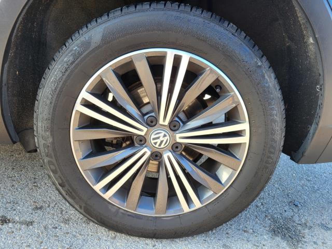 2018 Volkswagen Tiguan Highline Photo23