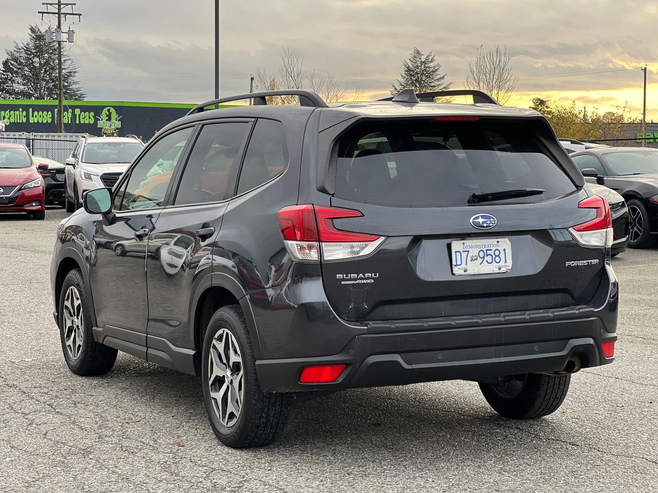 2019 Subaru Forester TOURING - Photo #12