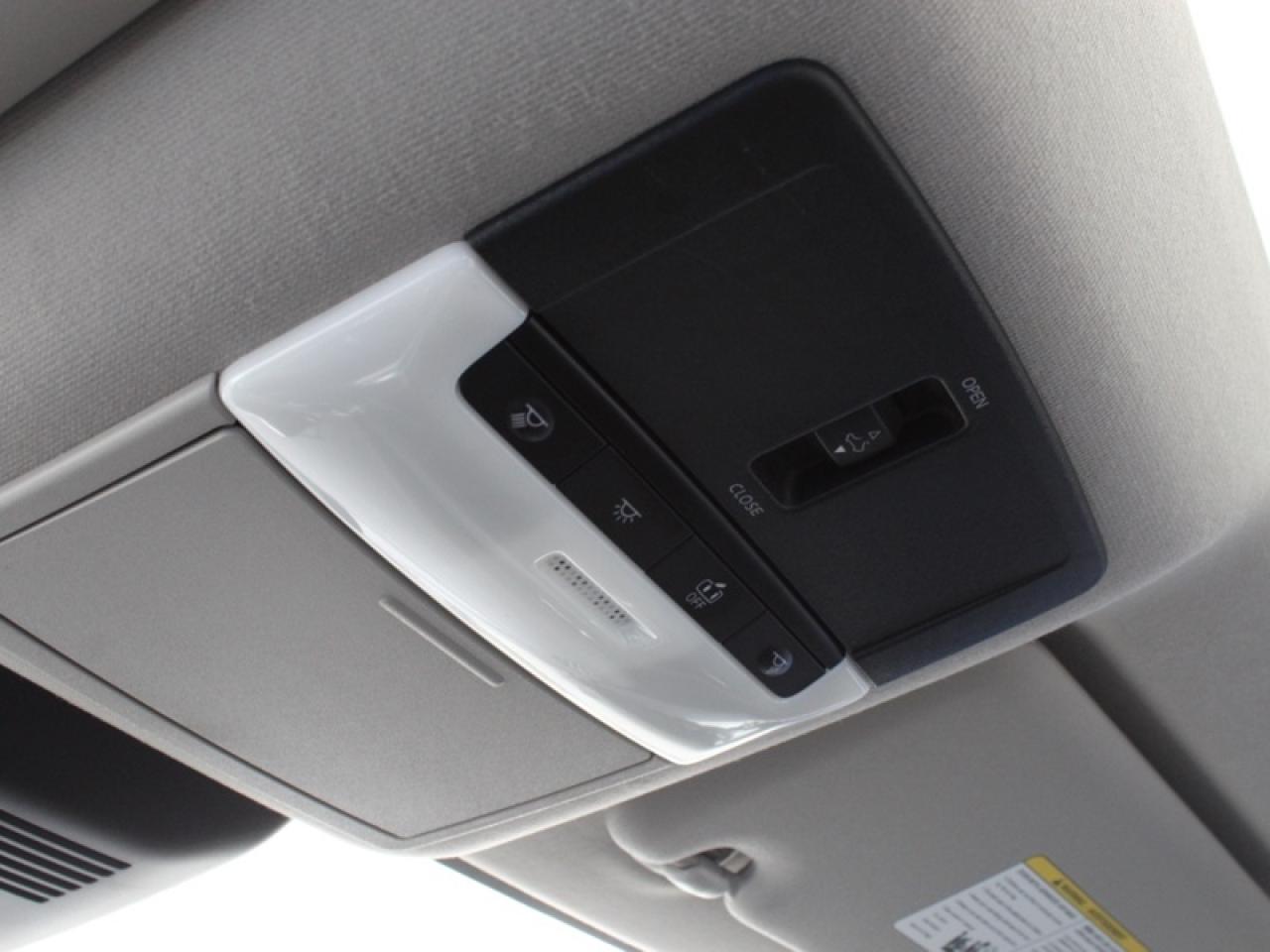 2021 Nissan Sentra SR  -  Sunroof -  Heated Seats Photo