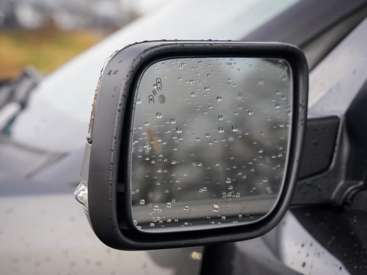 2018 Ford Explorer Sport  - Navigation -  Leather Seats - $203 B/W Photo