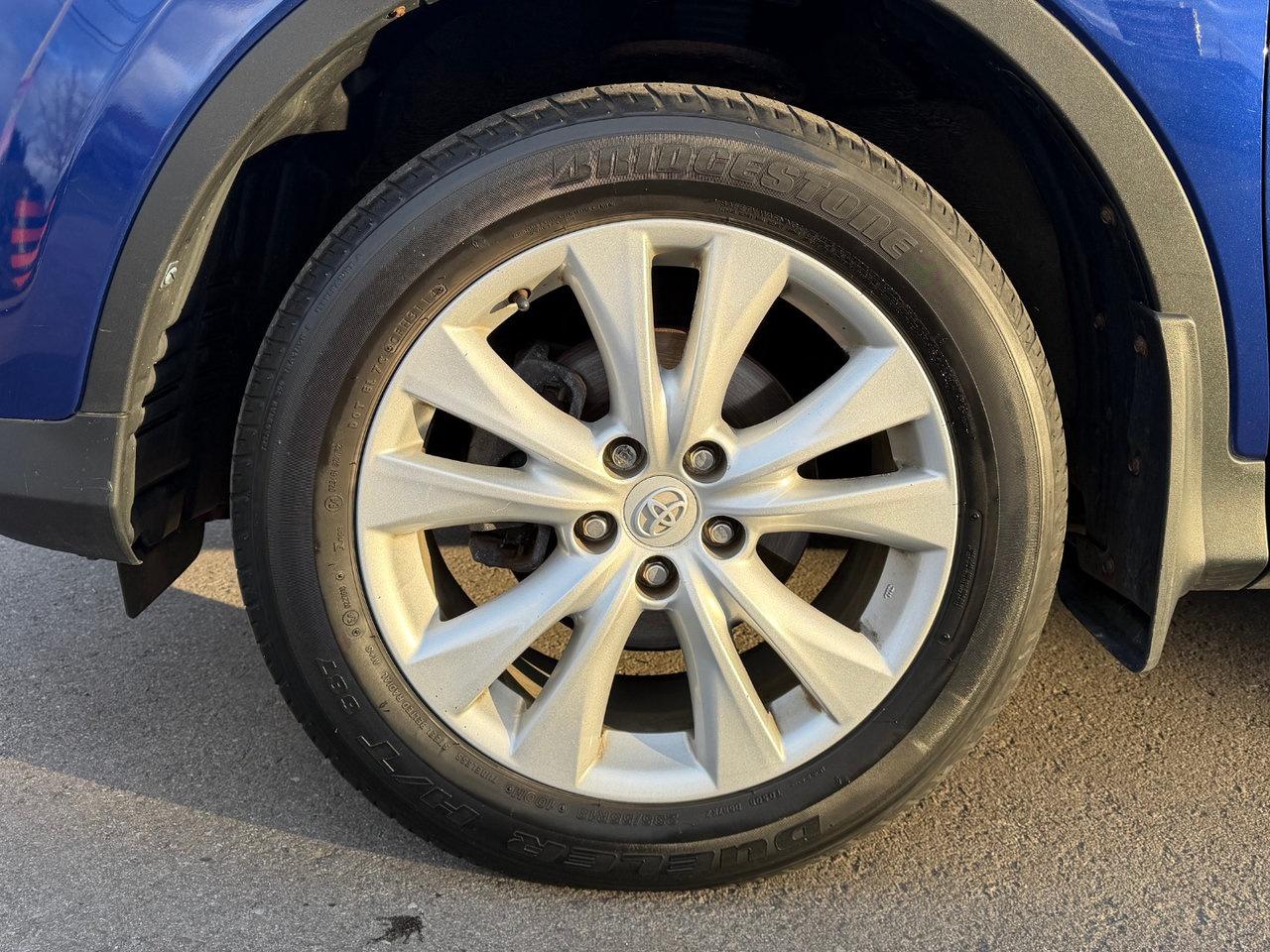 2015 Toyota RAV4 limited Pkg.   Heated Seats   Navigation Photo