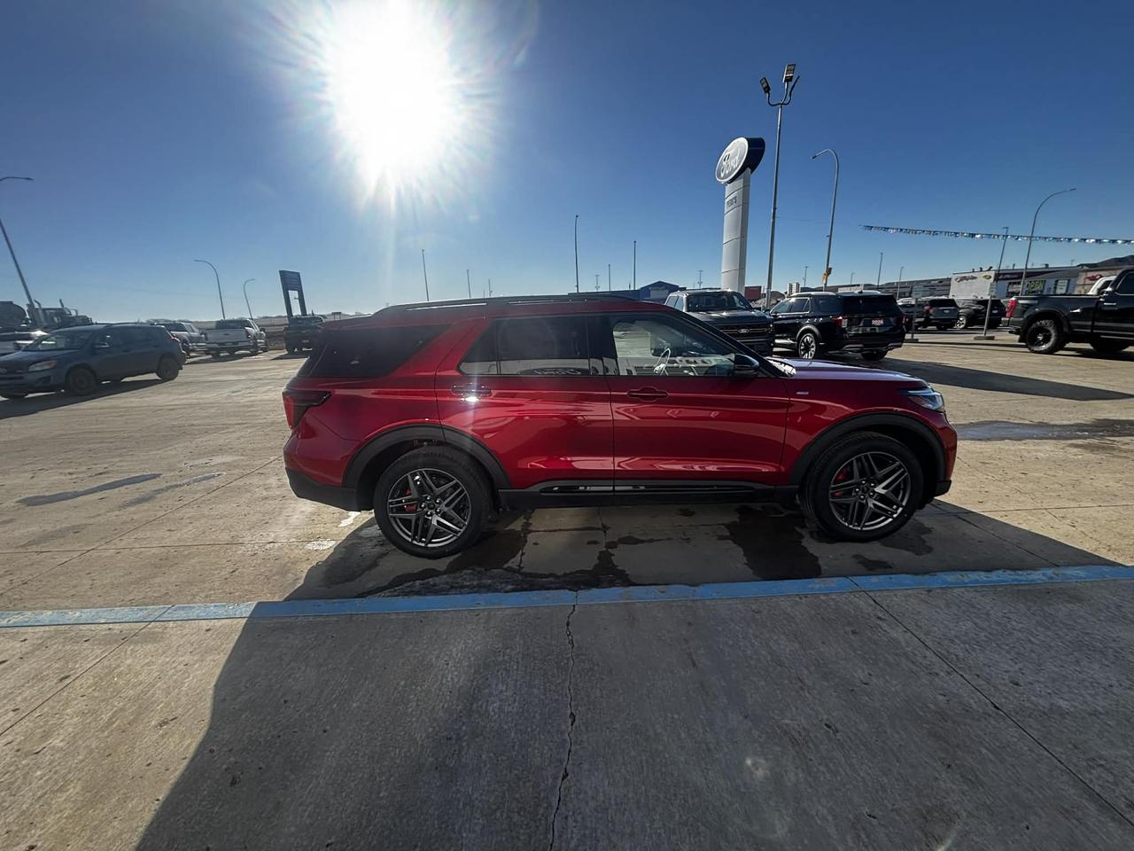 2026 Ford Explorer ST-Line 4WD Photo3