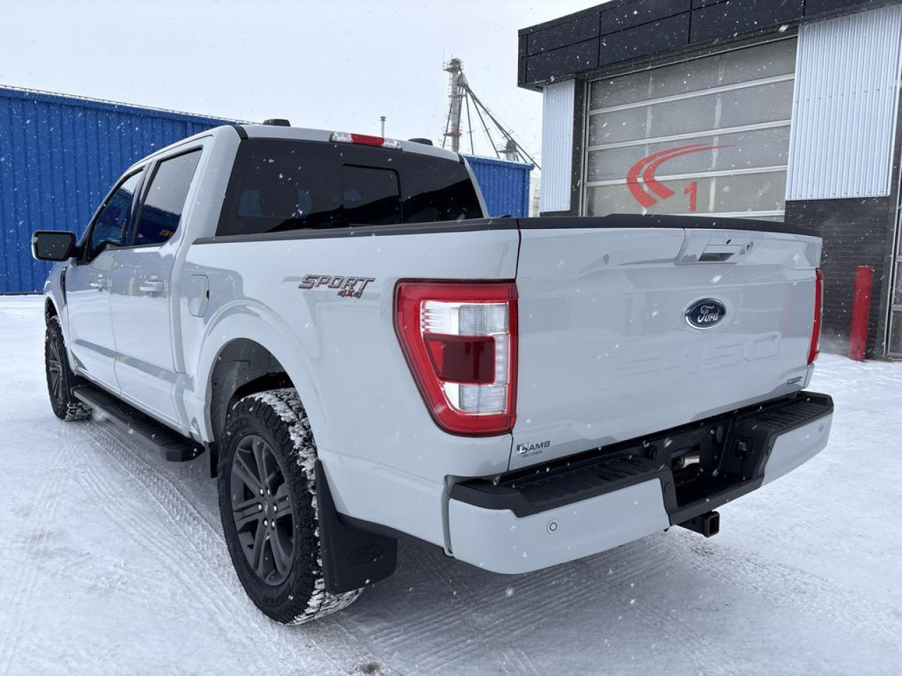 2023 Ford F-150 Lariat Photo4