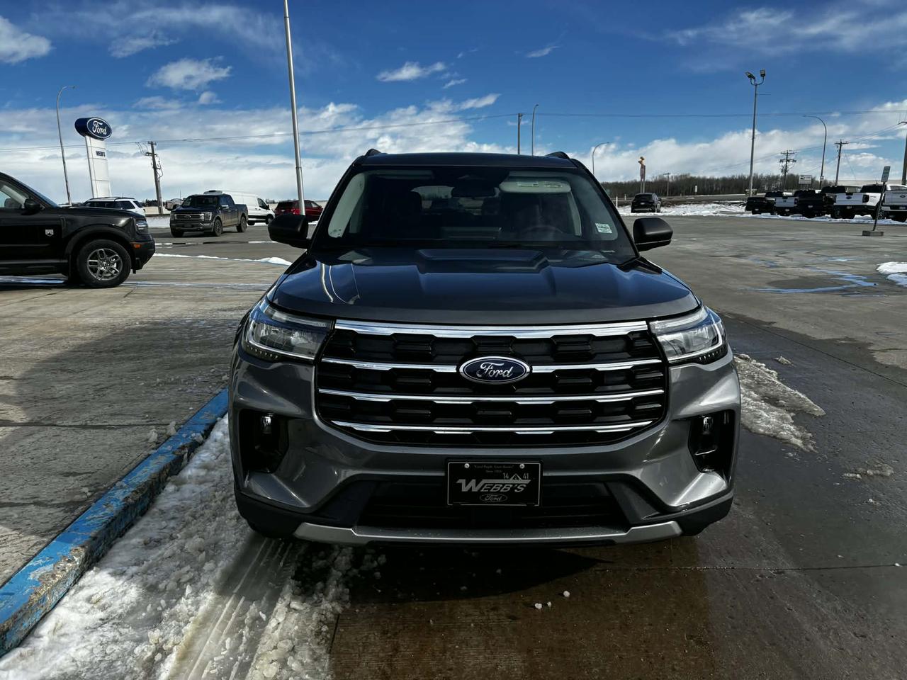 2026 Ford Explorer Active w/200A Pkg 4WD Photo1