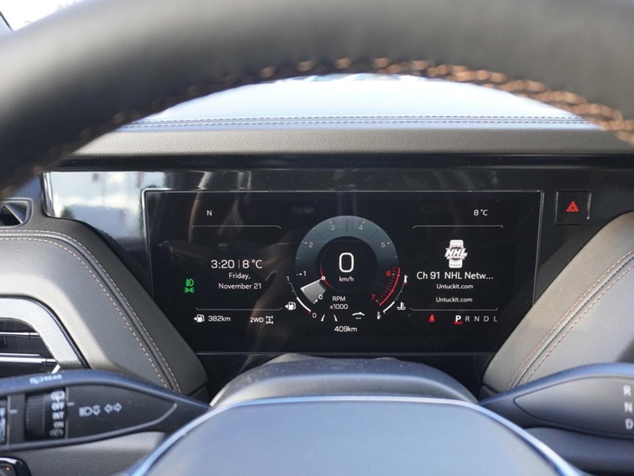 2026 GMC Yukon XL AT4  - Sunroof Photo