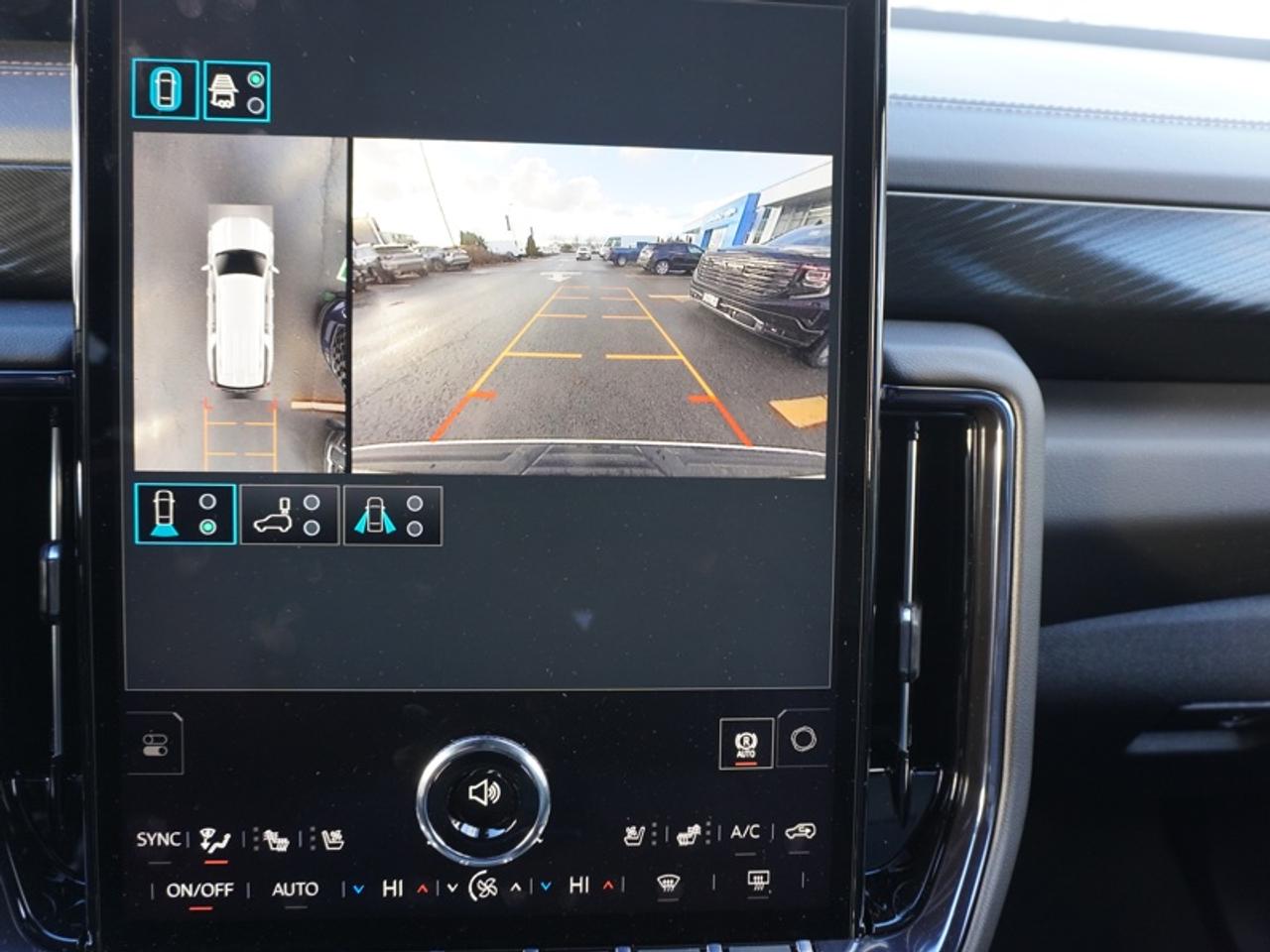 2026 GMC Yukon XL AT4  - Sunroof Photo