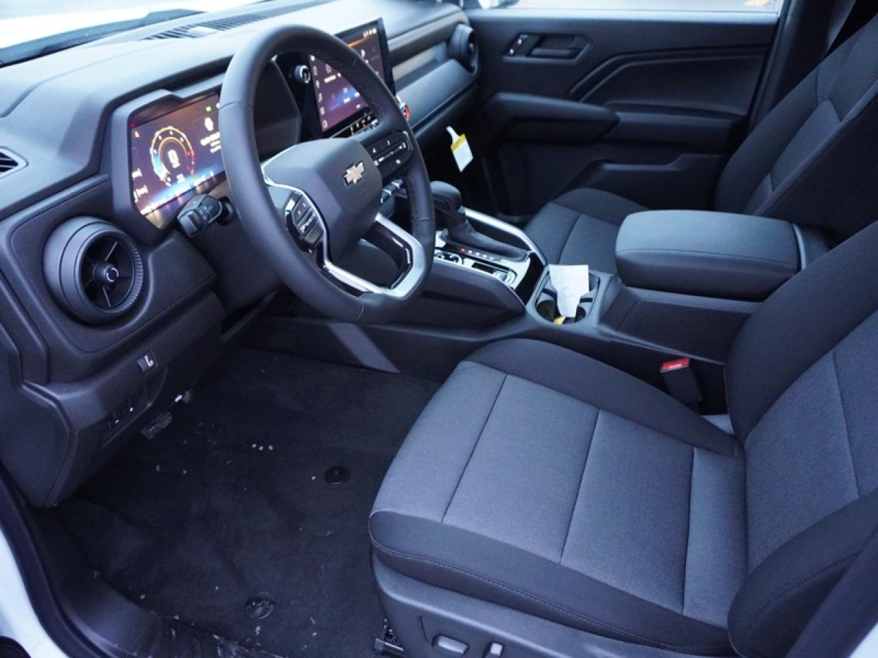 2026 Chevrolet Colorado WT Photo