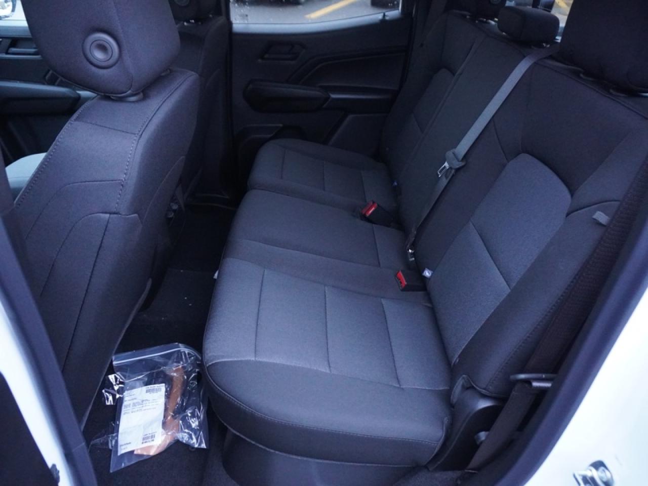 2026 Chevrolet Colorado WT Photo