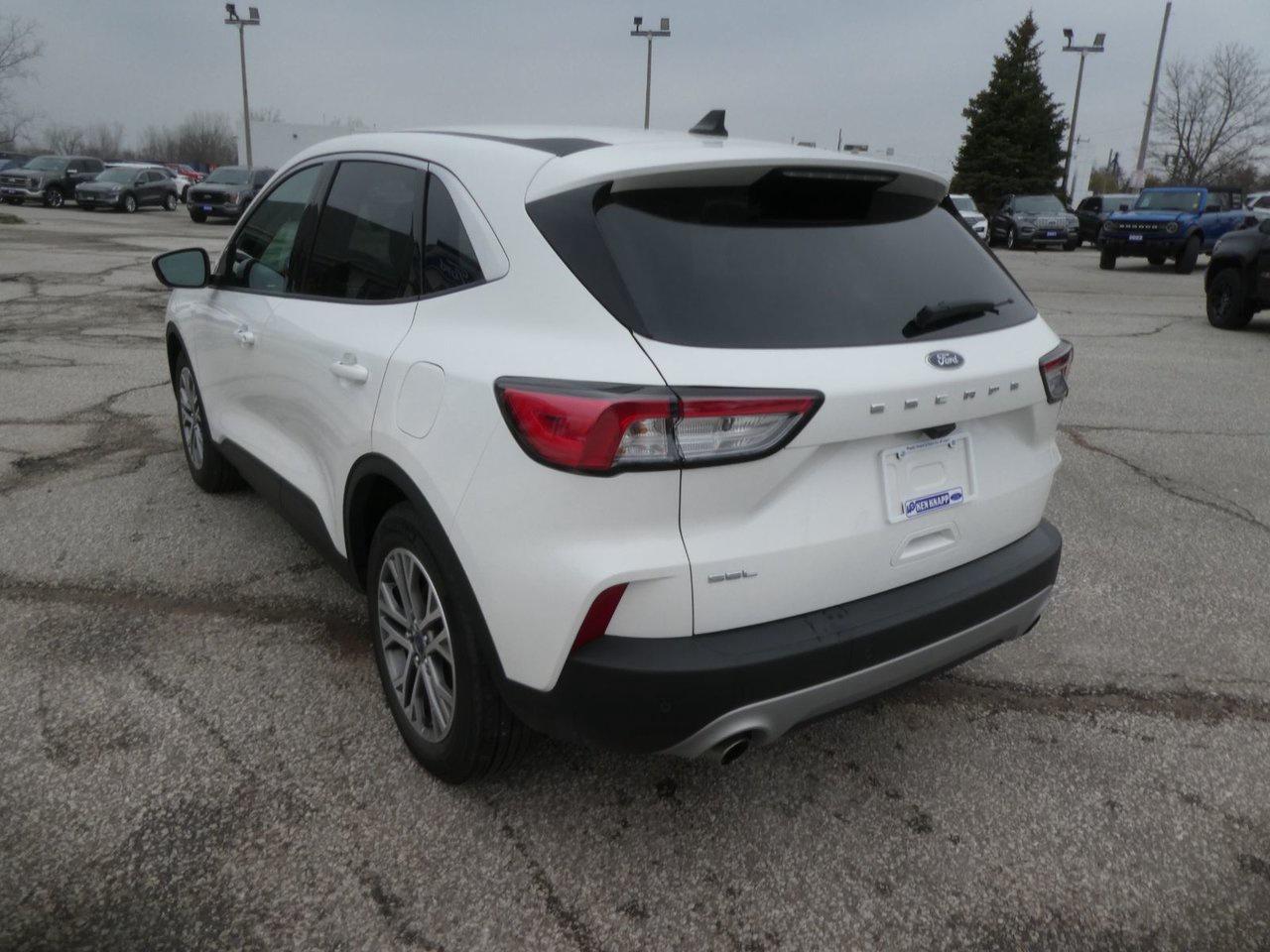 2022 Ford Escape SEL SEL Photo2