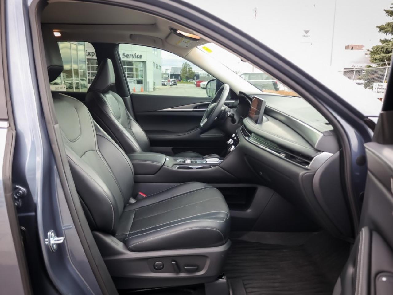 2023 Infiniti QX60 LUXE  - Certified - Leather Seats Photo