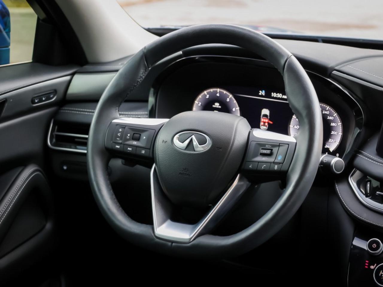 2023 Infiniti QX60 LUXE  - Certified - Leather Seats Photo